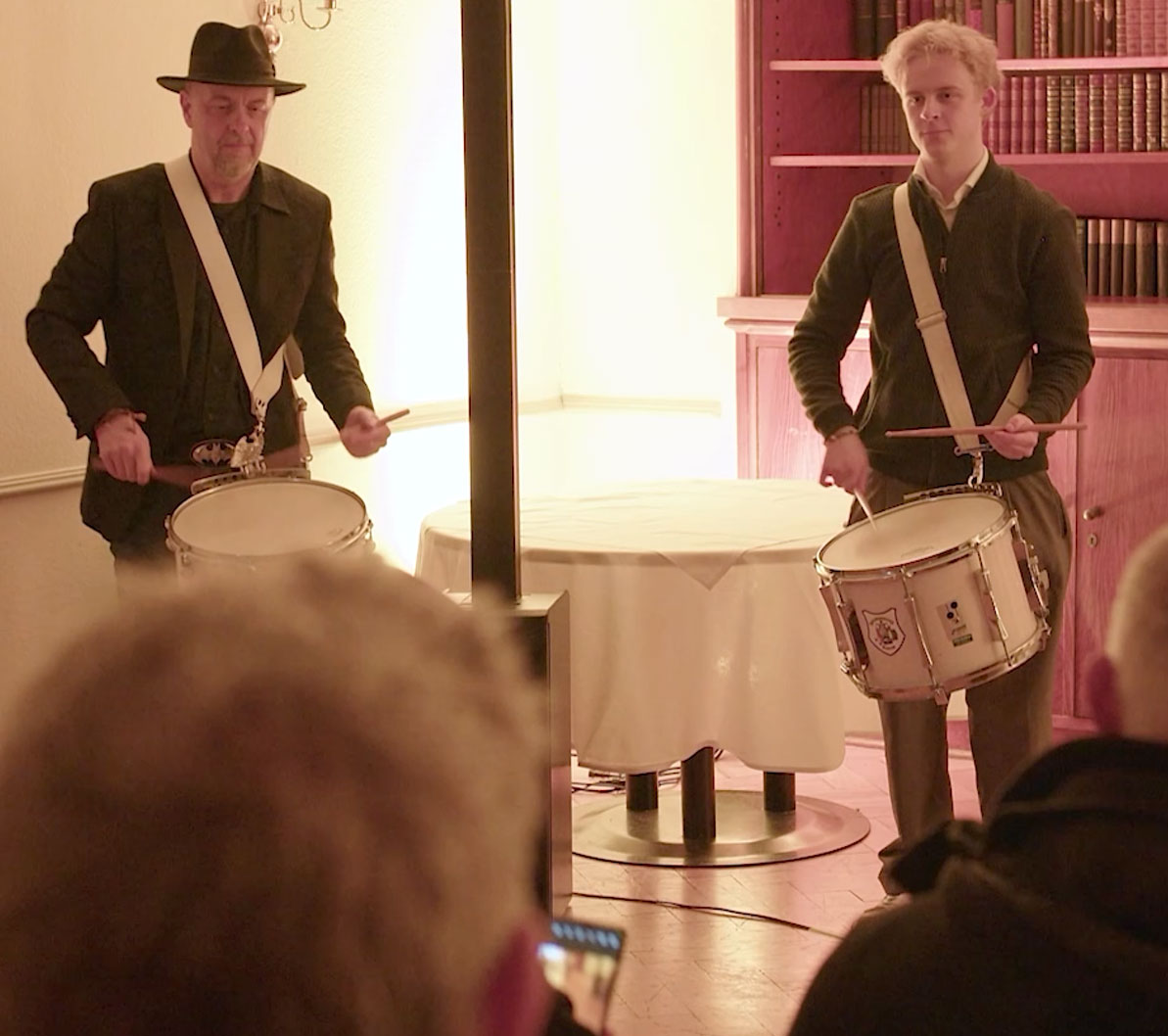 Autorenlesung Woeltingerode M Bolik - erik Elias Bolik spielen Tochter Zian