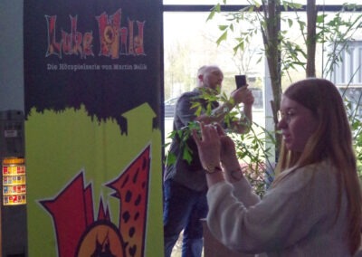 Autogrammstunde Cineplex Goslar mit Santiago Ziesmer Martin Bolik und Erik Elias Bolik