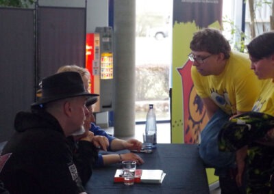 Autogrammstunde Cineplex Goslar mit Santiago Ziesmer Martin Bolik und Erik Elias Bolik