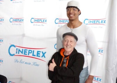 Autogrammstunde Cineplex Goslar mit Santiago Ziesmer Martin Bolik und Erik Elias Bolik