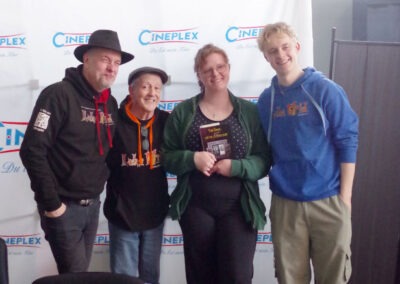 Autogrammstunde Cineplex Goslar mit Santiago Ziesmer Martin Bolik und Erik Elias Bolik